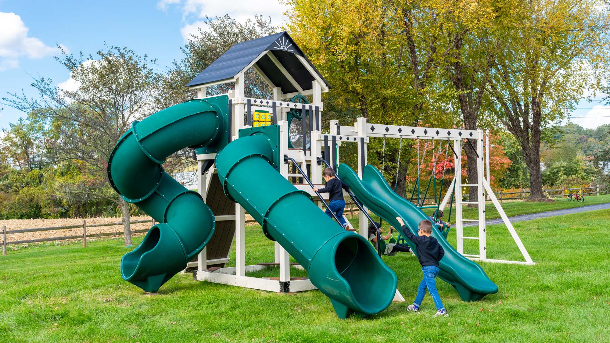 King Swings Eclipse Vinyl Swing Set