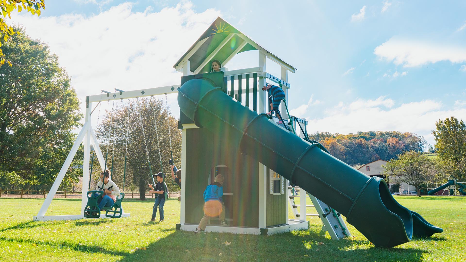 King Swings Launching Pad Vinyl Swing Set - Image 2