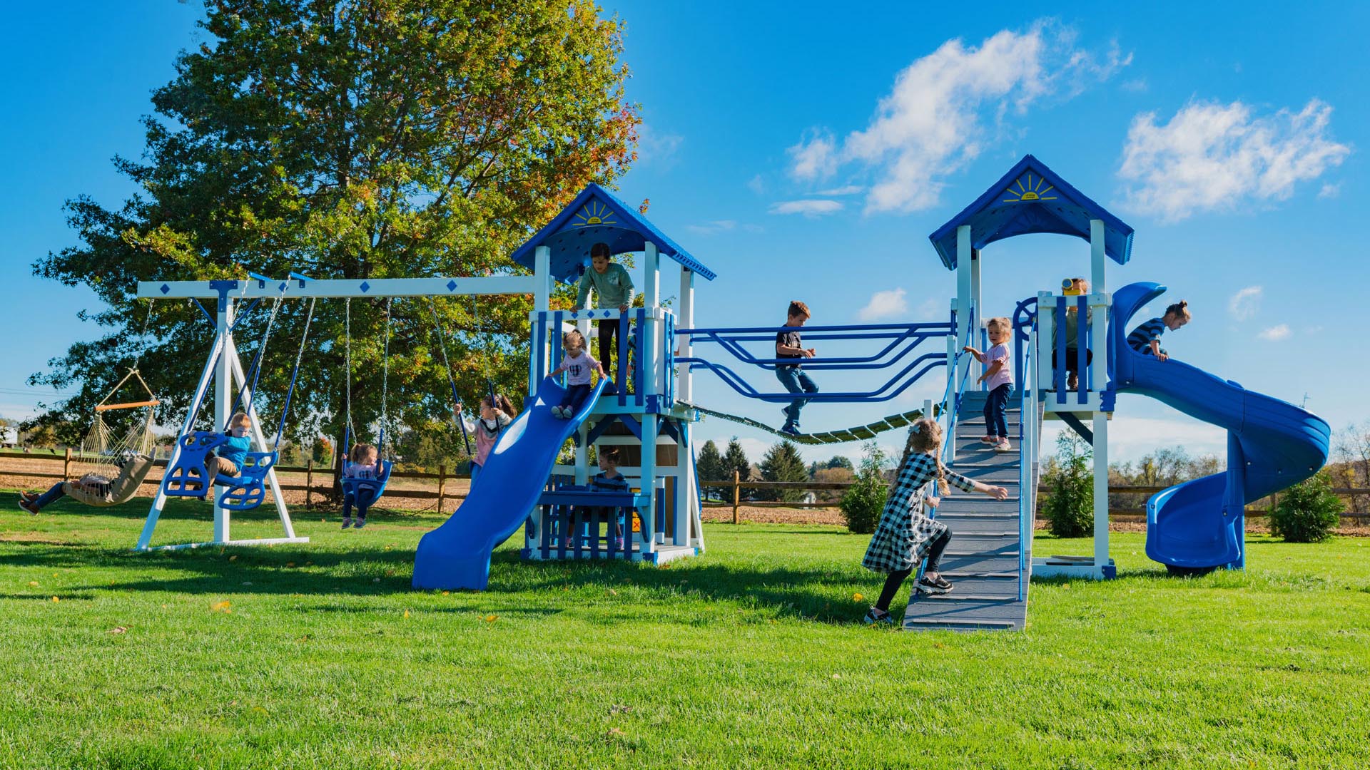 King Swings Space Walk Vinyl Swing Set