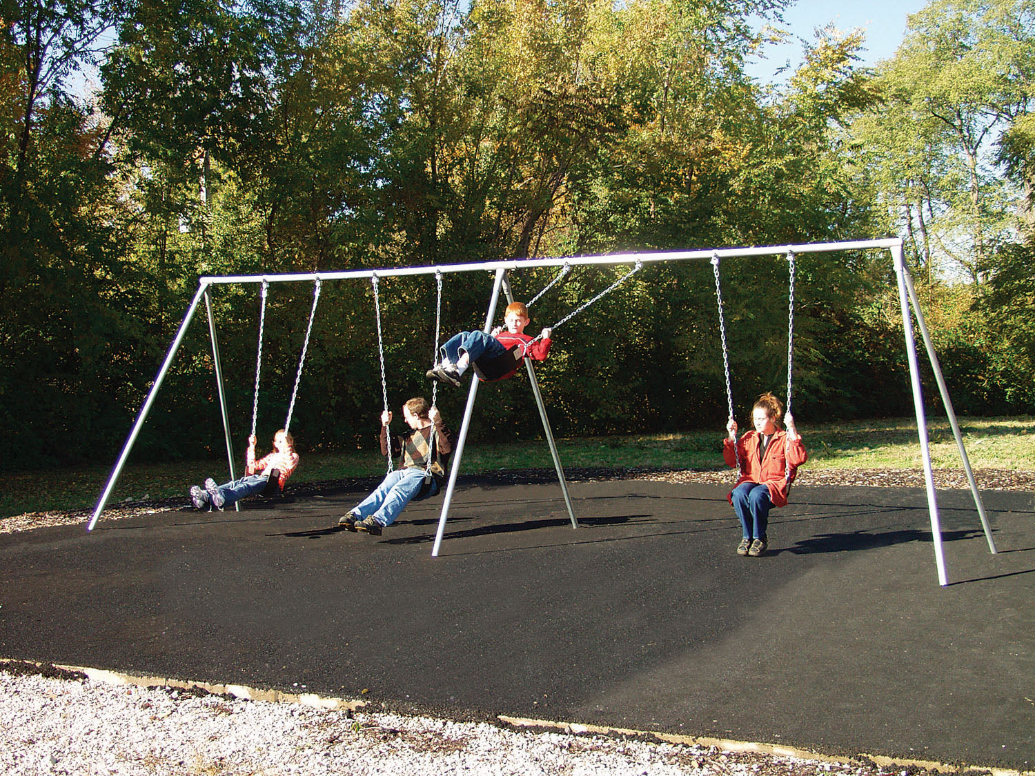 Sports Play Primary Bipod Swing - Image 2