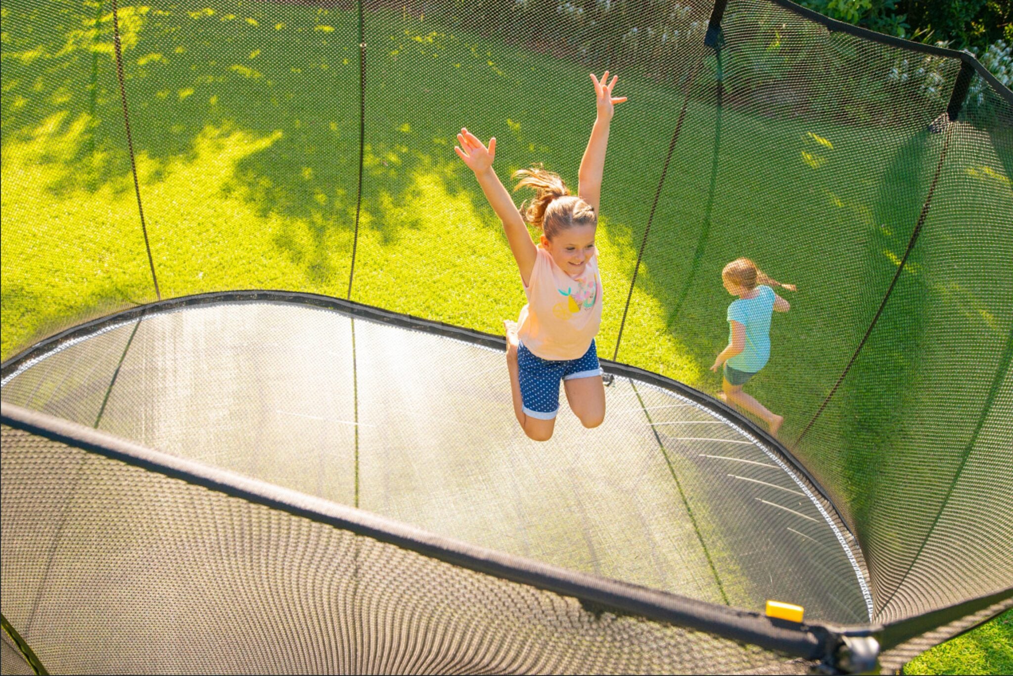 Springfree 8ft x 13ft Large Oval Trampoline - Image 4