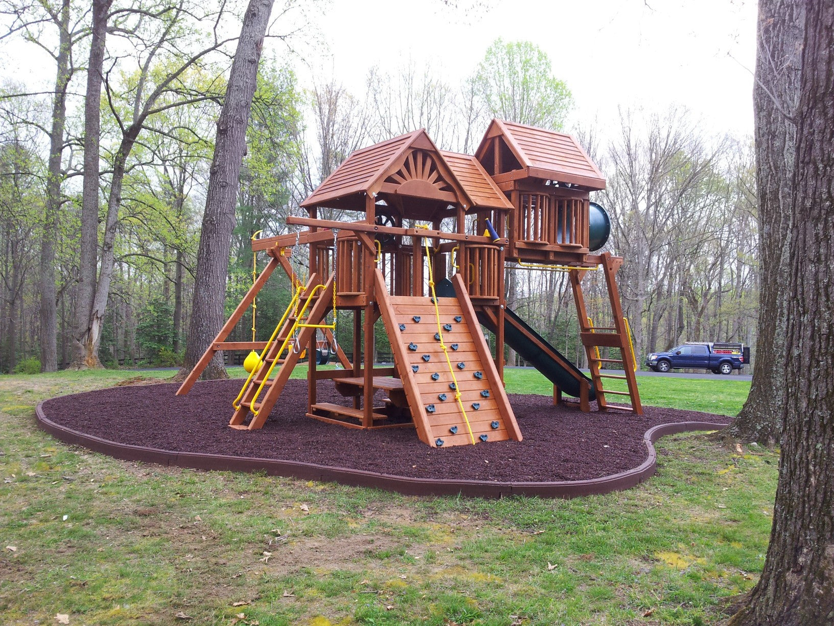 Playground Surfacing Rubber Mulch - Cocoa Brown - Image 3